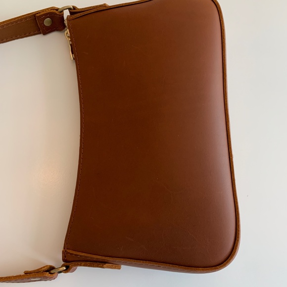 Portland Leather Lucy Shoulder Bag - Picture 4 of 13